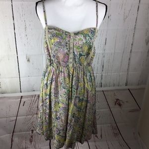 Beautiful Billabong Large paisley dress